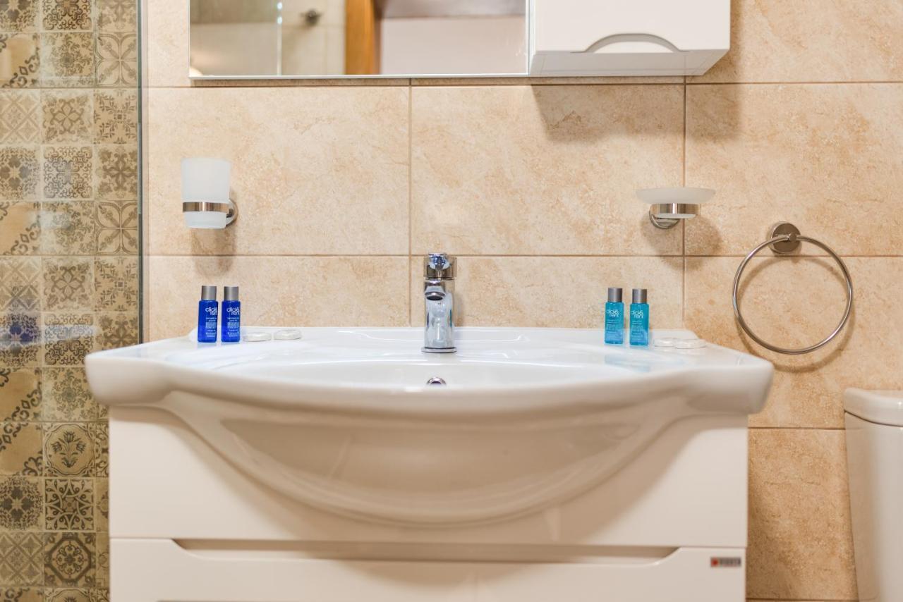 Deluxe And Central Garden Apartment Varna Ngoại thất bức ảnh
